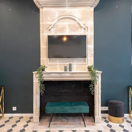 Apartment Elegance Au Coeur Du Marais